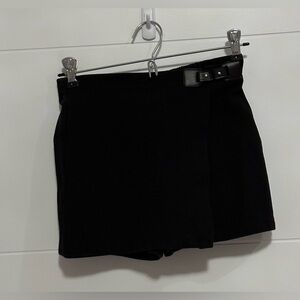 Zara: Girls Skorts with Buckle Detail- Size 11-12